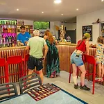 Zecamping Chiens Acceptés Espace Aquatique Et Bar