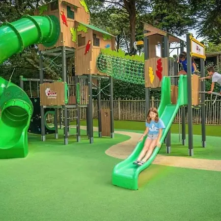 Zecamping Chiens Acceptes Espace Aquatique Et Bar La Baule-Escoublac